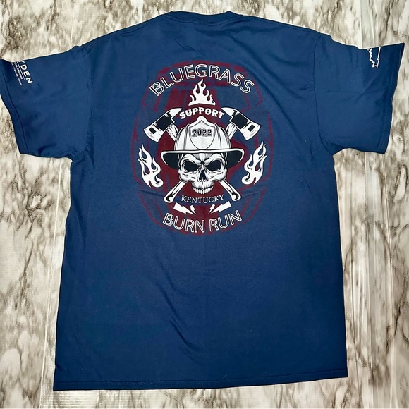 Fireman Skull Navy Blue Graphic T Shirt Bluegrass Burn Run Kentucky Men’s Sz L - Picture 1 of 8